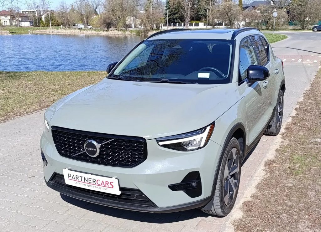 Volvo XC 40 B5 B AWD Ultimate Bright