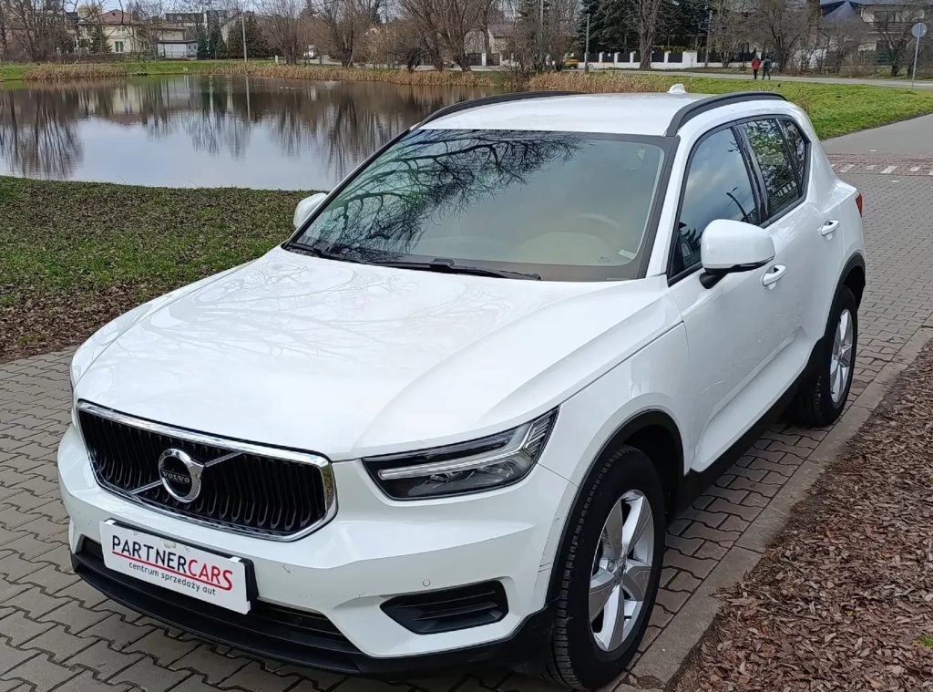 Volvo XC 40 T3 Momentum